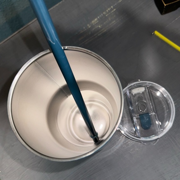 New Reduce® Cold1™ 30 oz. Tumbler with Lid in Teal Blue Tumbler 30 oz - Picture 7 of 10